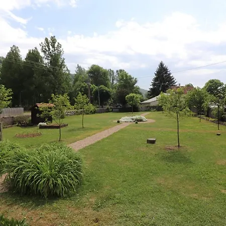 Maison Independante, Parc Arbore, Proche Du Puy Mary - Fr-1-742-619 Saint-Simon (Cantal)